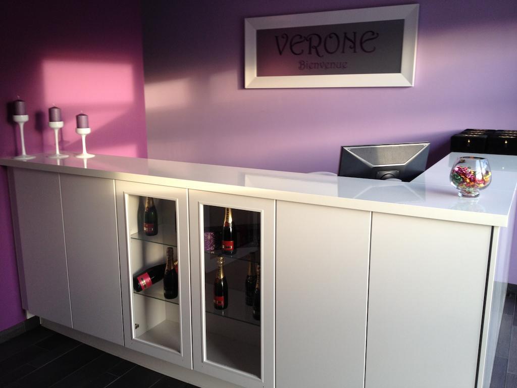 Hotel V E R O N E - & - - Rocourt 3*